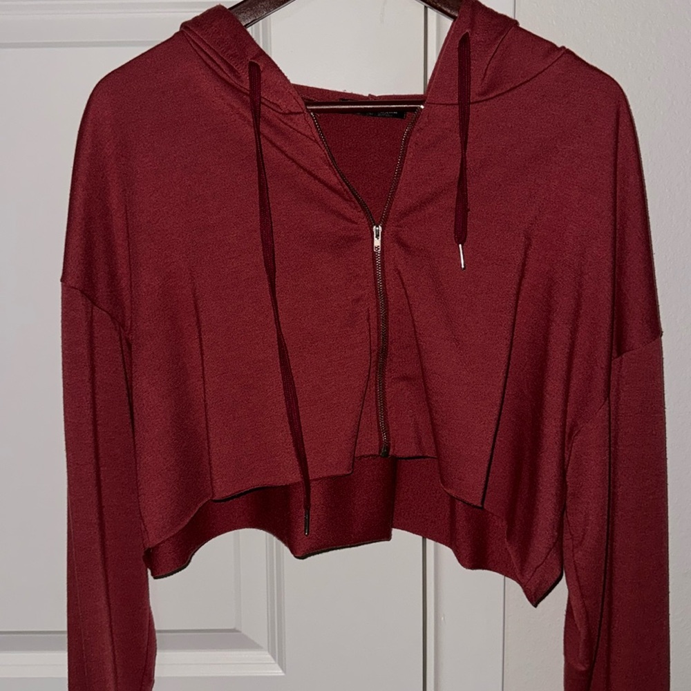 Woman’s Cropped Sweater